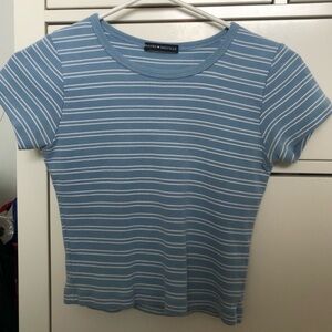 Brandy Melville One size baby tee